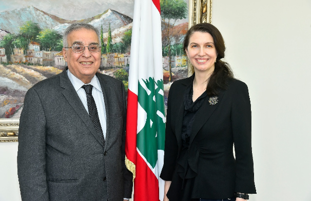 التقى سفيرة أوستراليا مُودّعة
بوحبيب بحث مع عون التحضيرات
لتمكين المُنتشرين في الخارج من الاقتراع