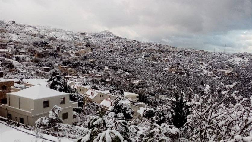 منخفض جوي جديد يقترب من لبنان.. شباط يأبى المغادرة من دون عواصف وثلوج