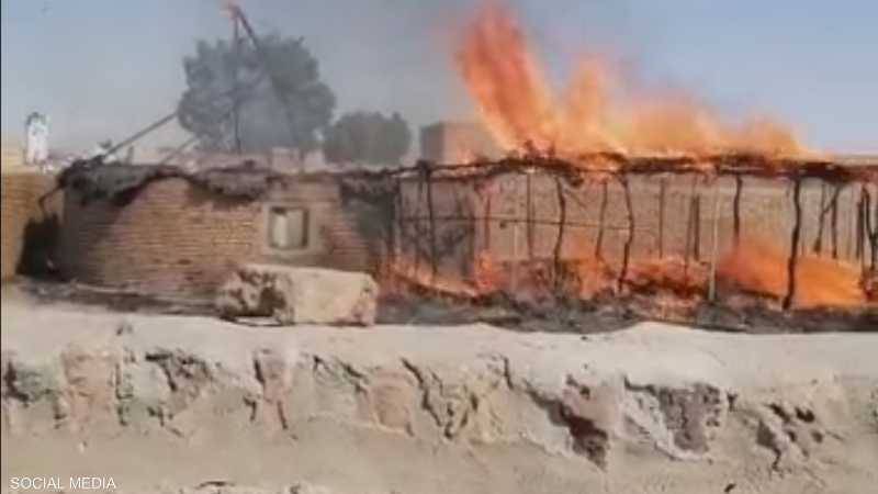 السودان.. نيران مجهولة تلتهم عشرات المنازل
