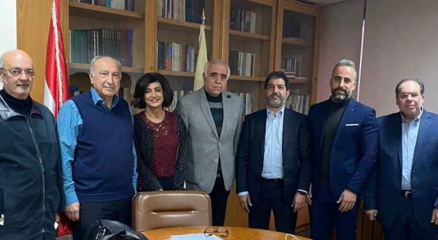 وفد من المكتب الاعلامي لـ "أمل" زار
نقابة المحرّرين مُهنئاً بانتخاب المجلس الجديد