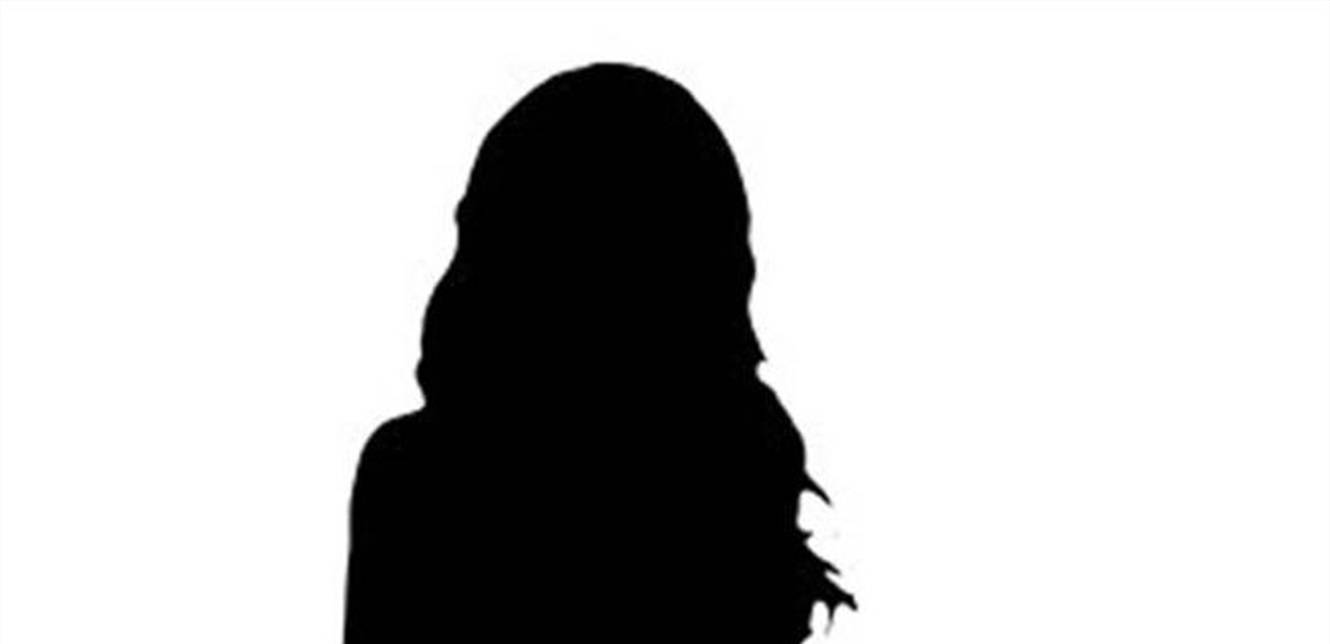 الممثلة الشهيرة تُعلن طلاقها من زوجها المخرج