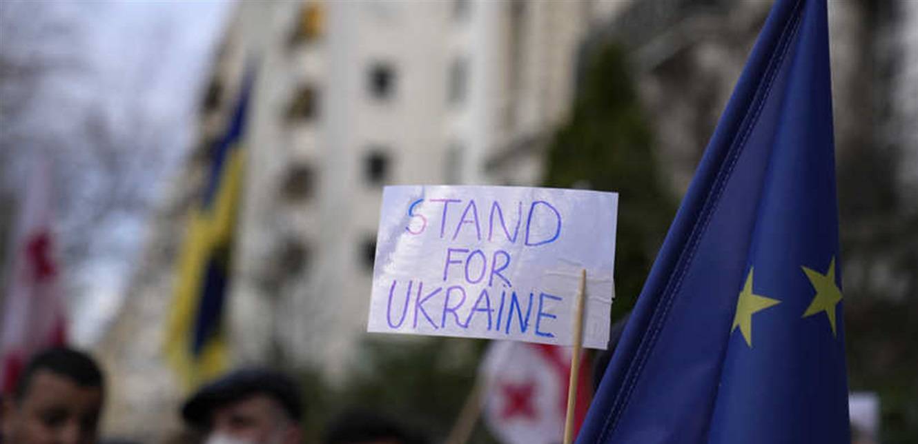 الاتحاد الأوروبي يوافق على حزمة عقوبات ضد روسيا