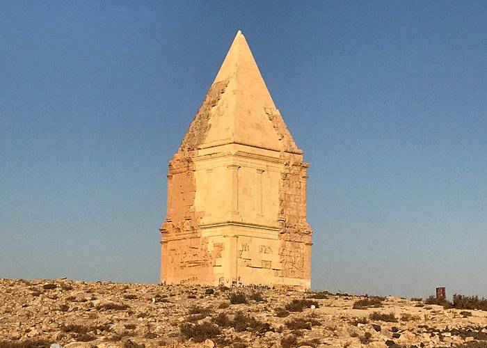 متقاعدو التعليم الخاص والجيش طالبوا قائمقام الهرمل بايجاد حل لصرف رواتبهم