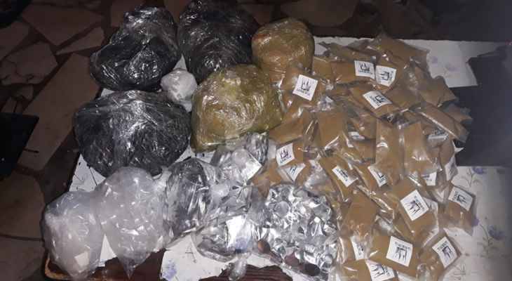 الجيش: توقيف مواطن على حاجز
في البقاع.. وضبط كميّة من المخدّرات