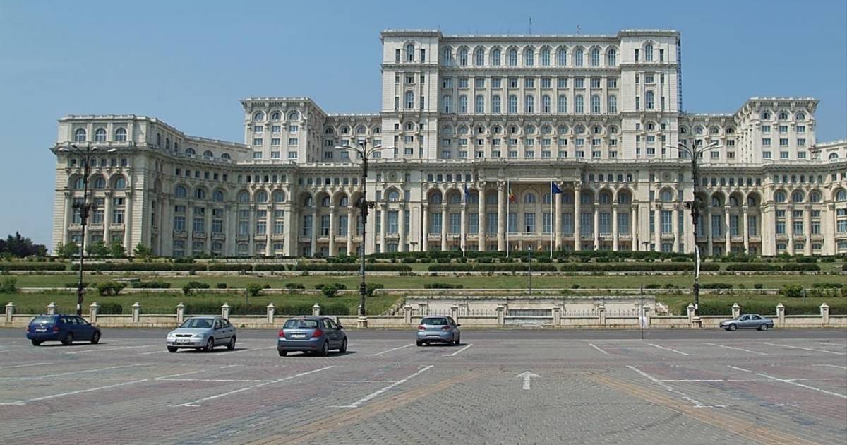 فرنسا ستنشر 500 جندي في رومانيا