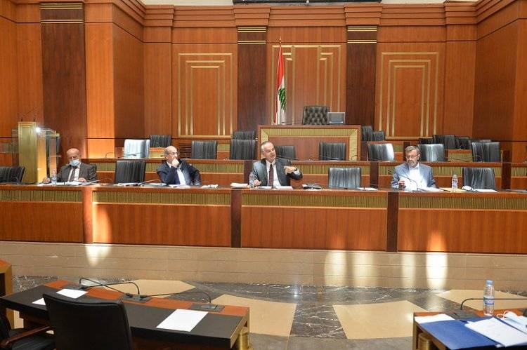 عدوان بعد جلسة 