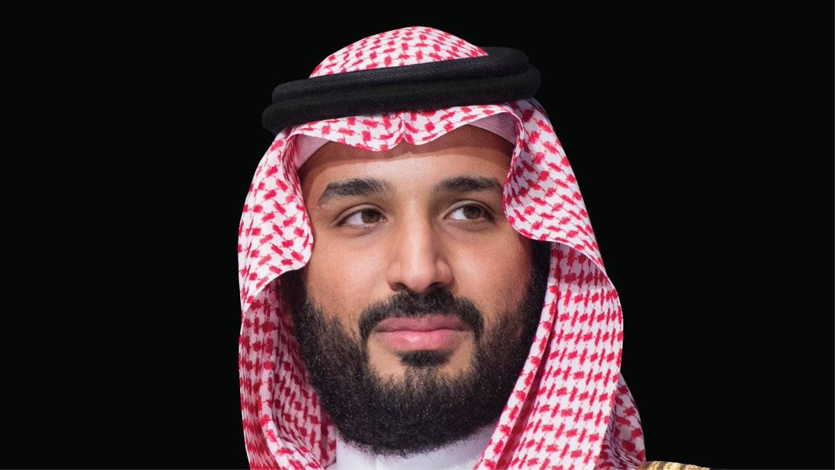 ولي العهد السعودي لـ "ماكرون": حريصون على توازن أسواق النفط