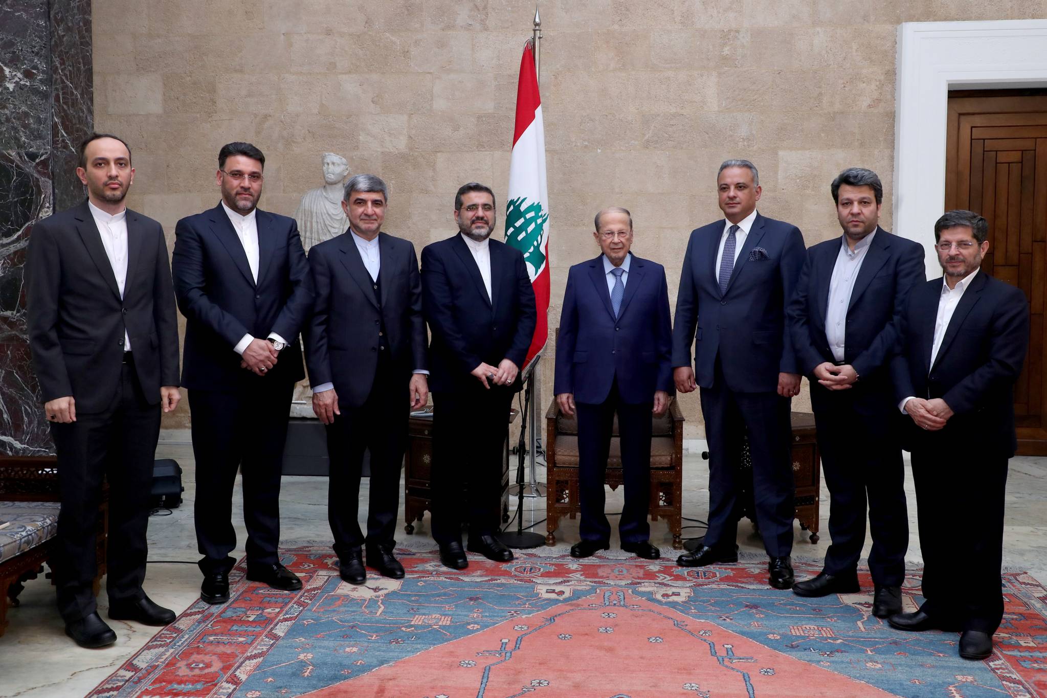 وزير الثقافة الإيراني زار الرؤساء الثلاثة والمرتضى... وجال في الجنوب
عون: نجاح مفاوضات فيينا مؤشر سلام لكلّ المنطقة
اسماعيلي: عازمون على تعزيز العلاقات في كافّة المجالات