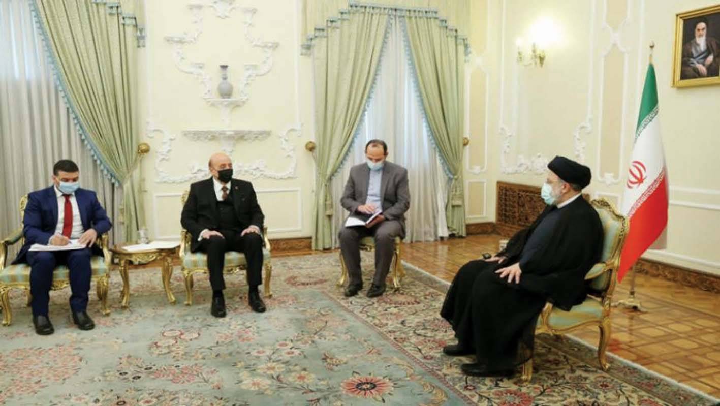 رئيسي يلتقي مملوك: واشنطن تعزز الأزمات في سوريا بوسائل أخرى