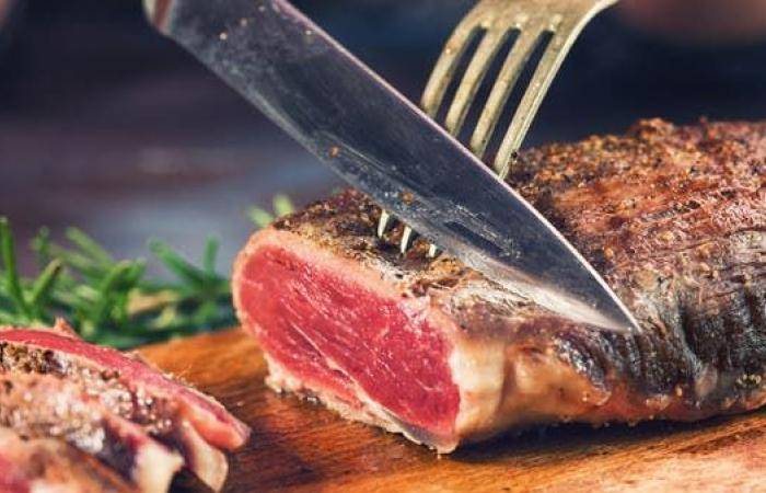تناول اللحوم ومرض السرطان.. ما العلاقة بينهما؟