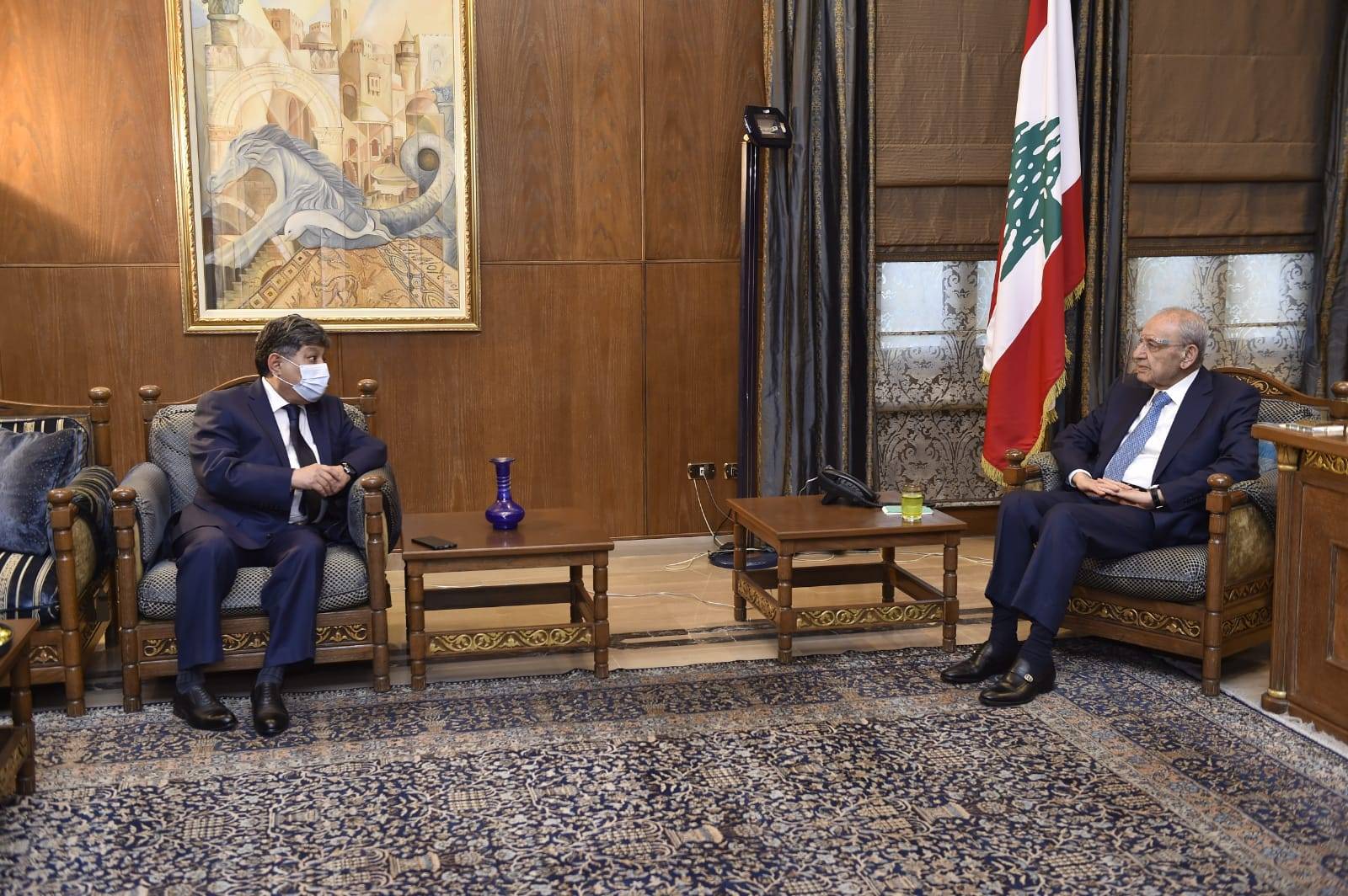 بري تقدّم بطلب ترشيحه الى الانتخابات النيابيّة