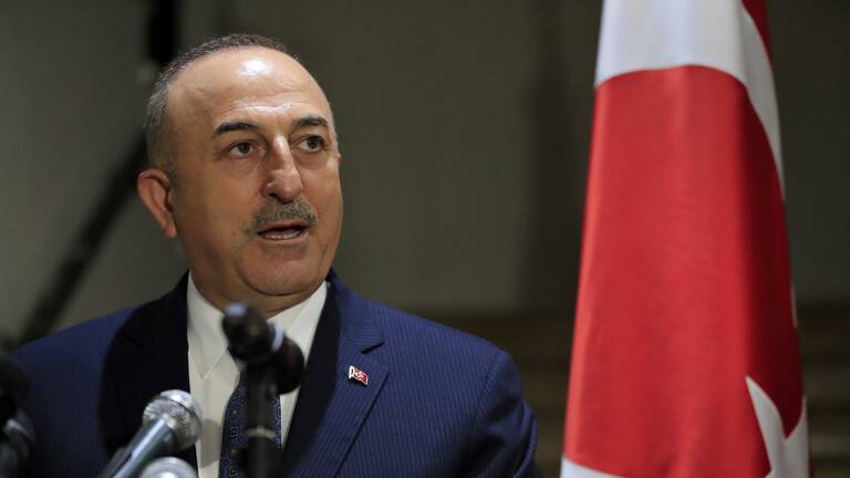 تشاووش أوغلو: نرغب في تنظيم لقاء بين وزيري الخارجية الروسي والأوكراني