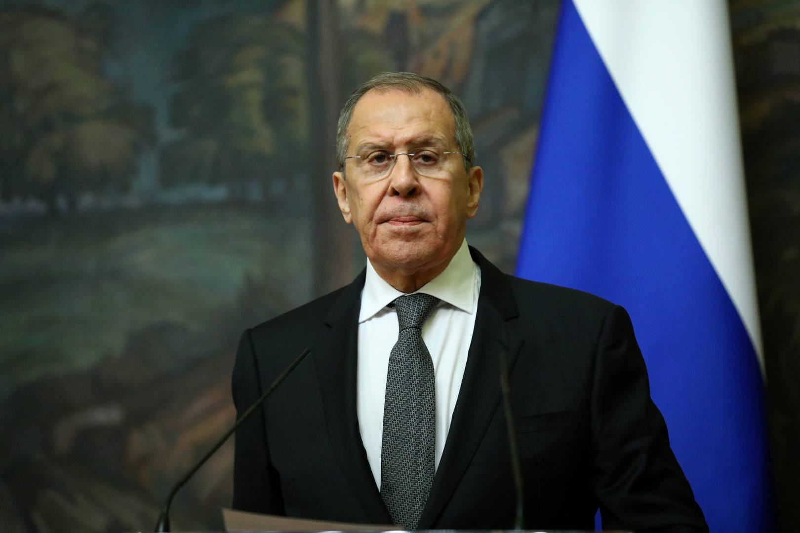 سيرغي لافروف للجزيرة: هذه شروط روسيا للتسوية مع أوكرانيا ونحن قادرون على مواجهة كلّ أشكال الضغط