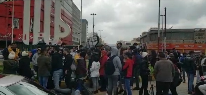 اعتصام طالبي في طرابلس رفضاً لقرار
الحلبي بشأن رسوم الترشيح للإمتحانات