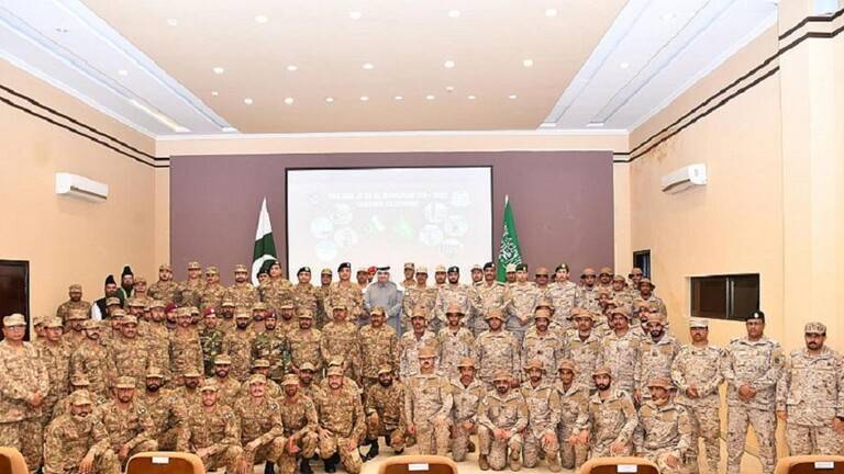 السعودية تعلن اختتام مناورات عسكرية مشتركة مع باكستان