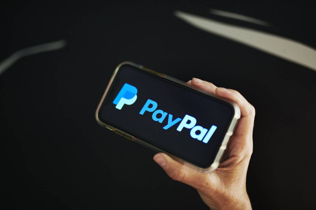 "باي بال" توقف أنشطتها للخدمات المالية عبر الإنترنت في روسيا