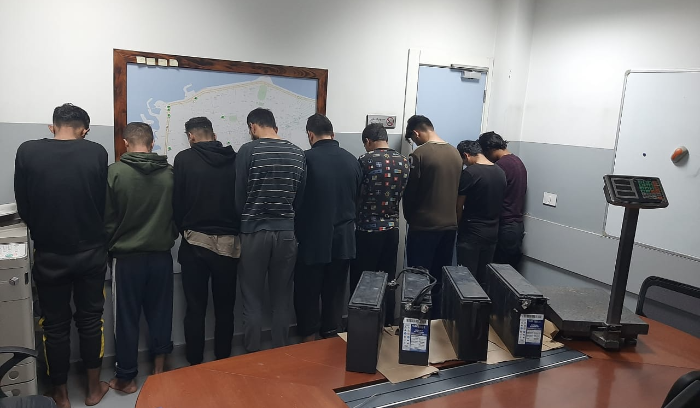 توقيف عصابة سرقة بطاريّات
وأجهزة تسجيل في بيروت