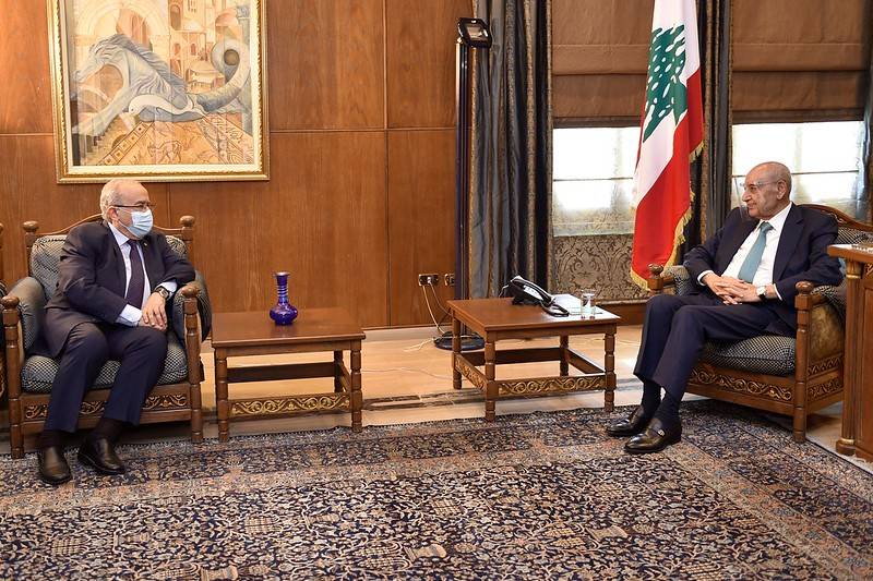 وزير خارجية الجزائر جال على الرؤساء الثلاثة
لعمامرة سلّم عون رسالة من نظيره الجزائري
عن الأوضاع العربية والتحضيرات للقمّة العربيّة