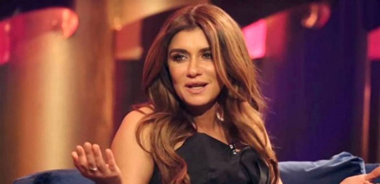 بالصورة- نقل غادة عادل للمستشفى .. هذا ما حصل معها