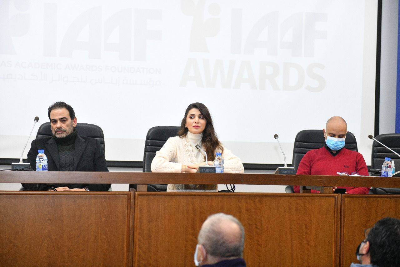 ايناس الجرمقاني وطلال الجردي وجورج صليبي يتجرأوا على الحلم في الجامعة اليسوعية