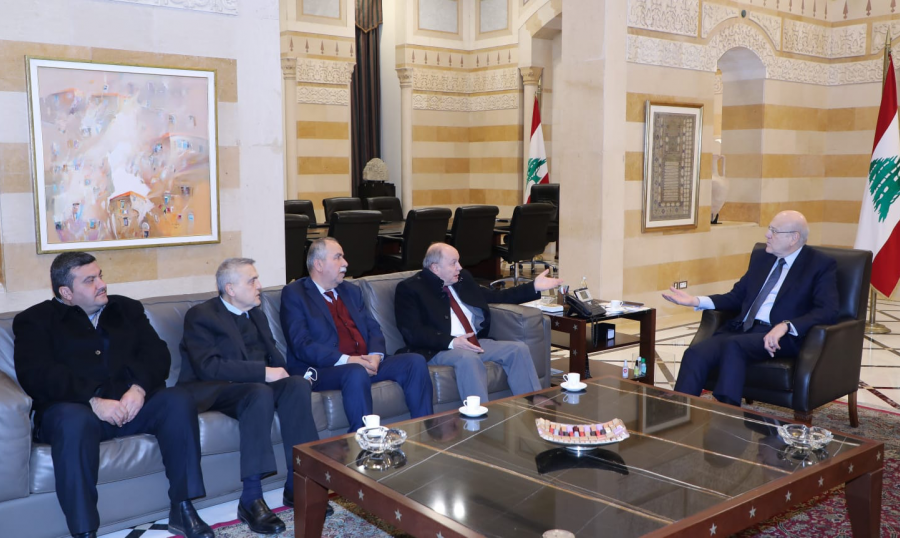 ميقاتي بحث مع الاتحاد العمالي في الاوضاع المعيشية