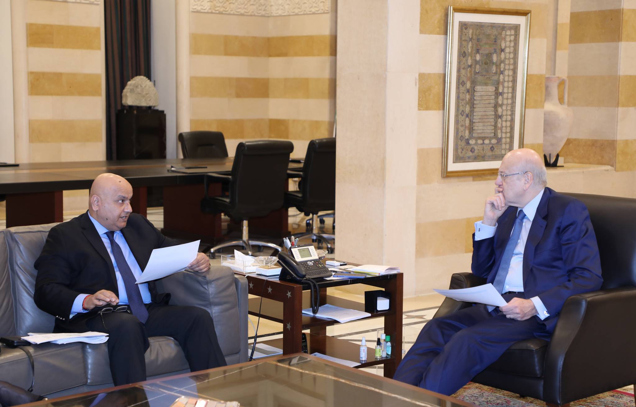 بحث مع كومار جاه في مشاريع البنك الدولي
ميقاتي: لا خيار لمواجهة تهديدات الأمن السيبراني
سوى بناء جسور بالتنسيق مع شركائنا الدوليين