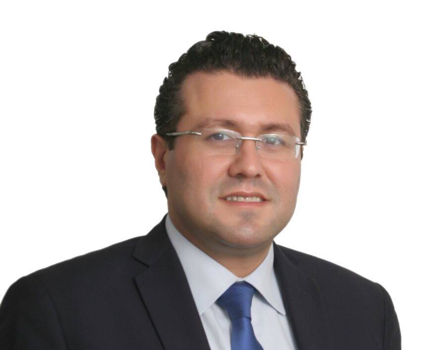 حسن كشلي تقدّم بطلب ترشيحه للانتخابات النيابية عن المقعد السني في دائرة بيروت الثانية