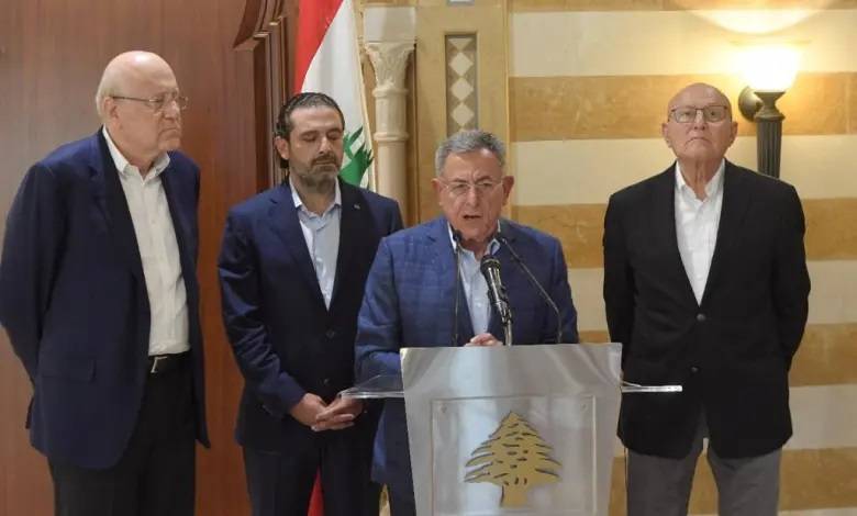 مشاورات بعيدة عن الأضواء بين رؤساء الحكومات السابقين