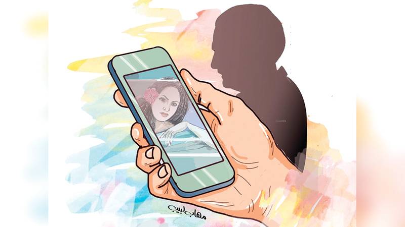 الحبس والغرامة عقوبة تبادل مواد إباحية عبر تطبيقات «التواصل»