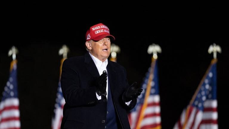 ترامب ينفي استخدام أموال الحملة الانتخابية لشراء طائرة جديدة