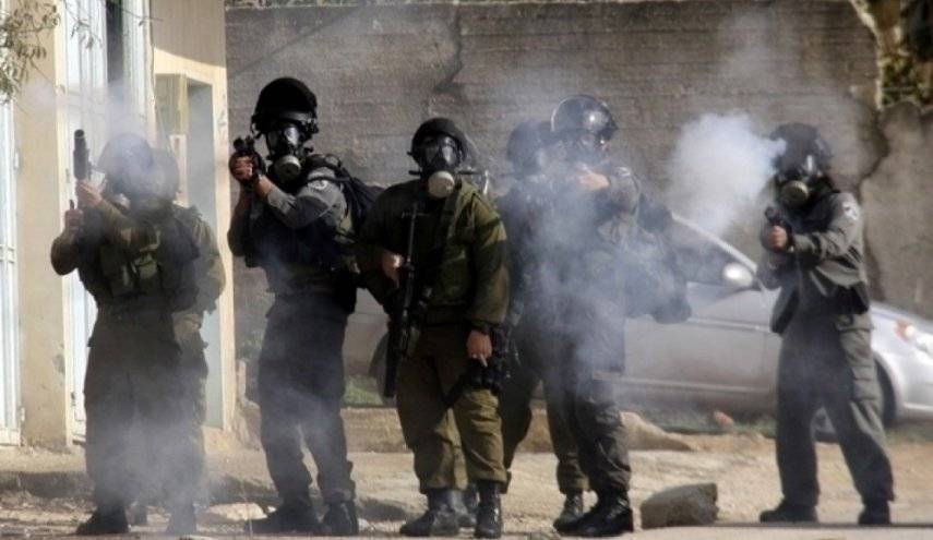مواجهات بين فلسطينيين وقوات الإحتلال في رام الله