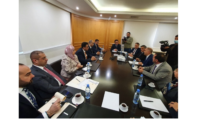 حميه درس مع وفد عراقي الاجراءات التفصيلية لاتفاقية النفط مقابل الخدمات اللبنانية
