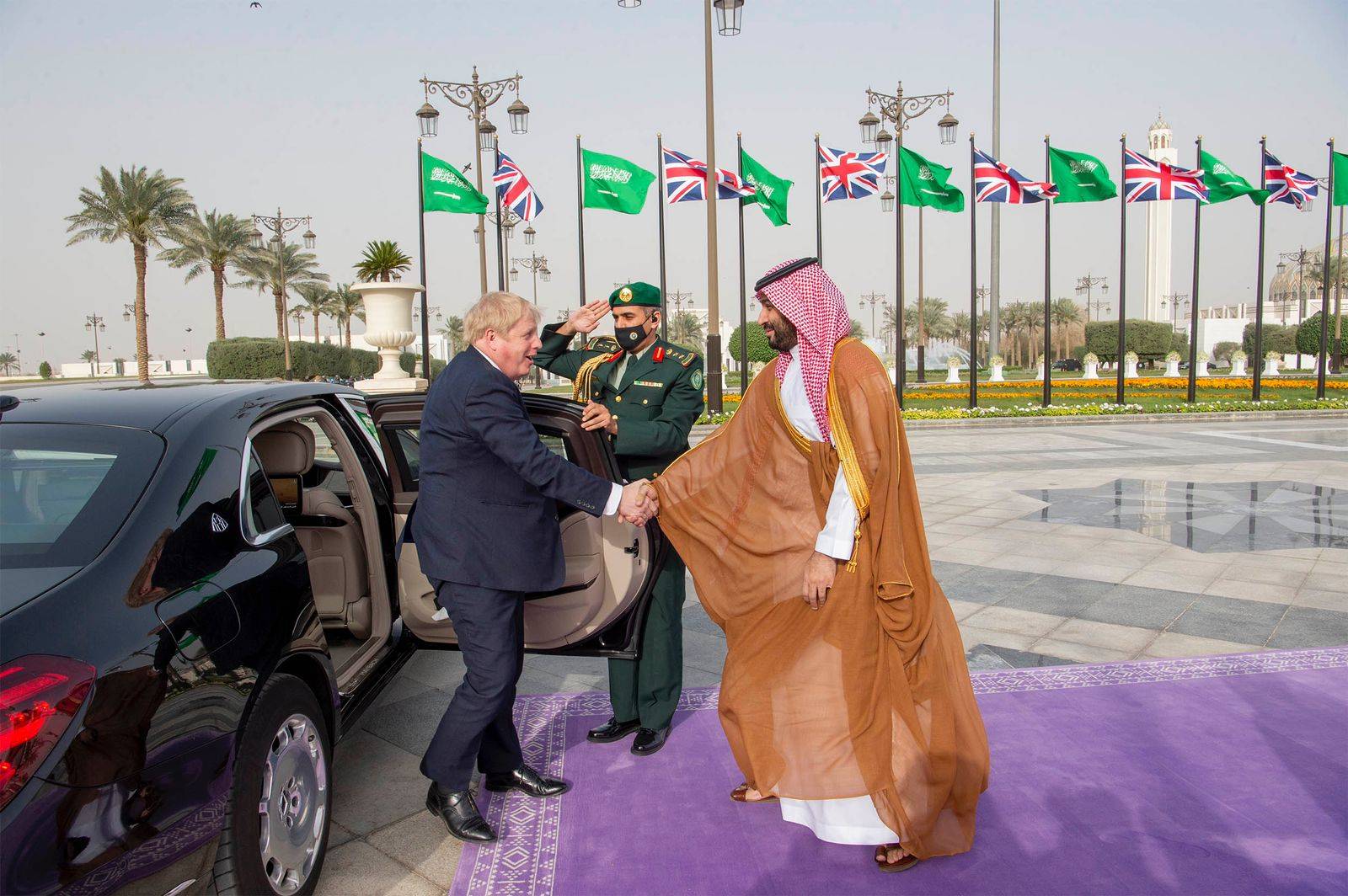 بعد زيارة خاطفة الى الإمارات.. جونسون يصل الى السعودية ويلتقي بن سلمان
