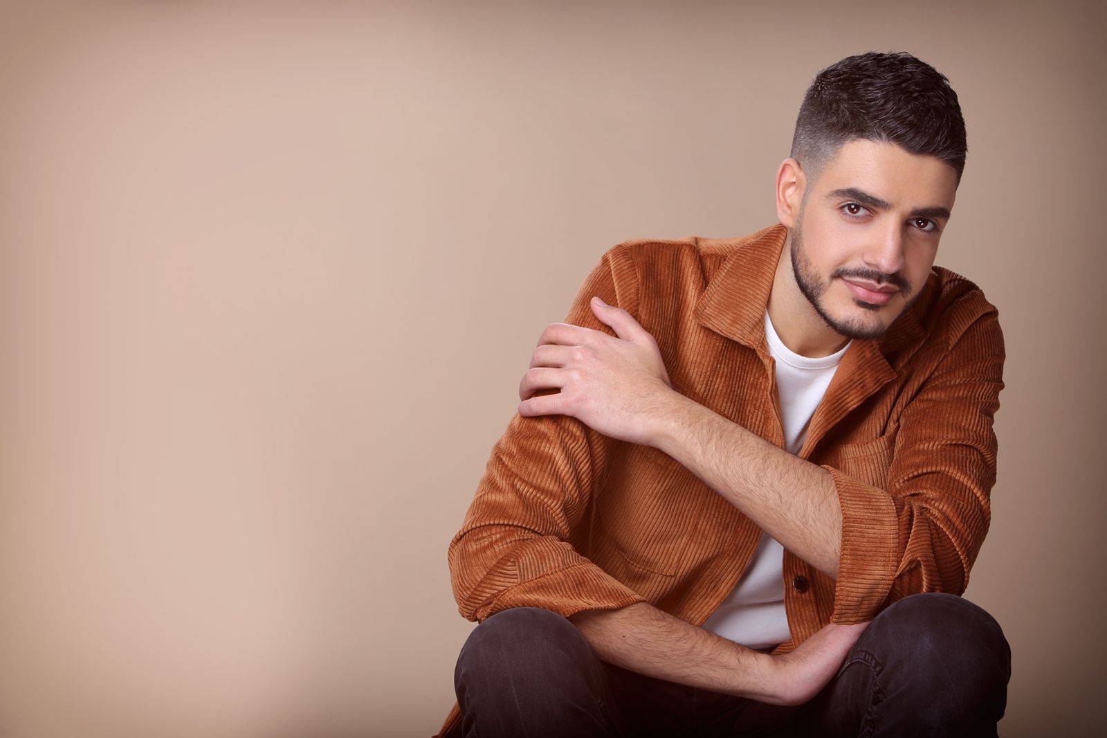 هدية من رولان مهنا الى الام في عيدها!
