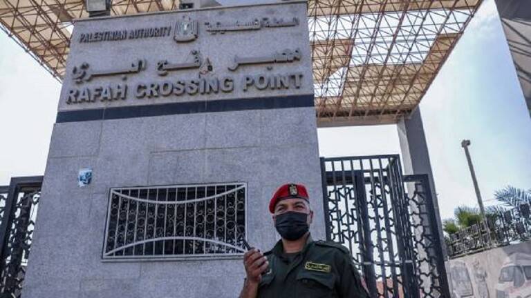 السلطات المصرية تغلق معبر رفح