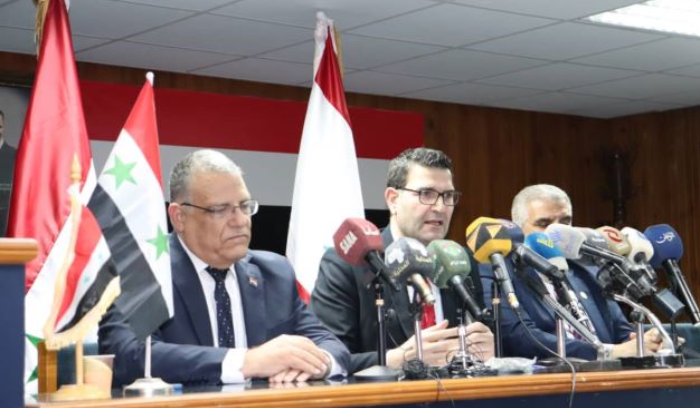 جال علي مراكز البحوث الزراعية التابعة لمنظمة "اكساد "
الحاج حسن من اللاذقية: نطمح الى صناعة الأمن الغذائي لشعوبنا