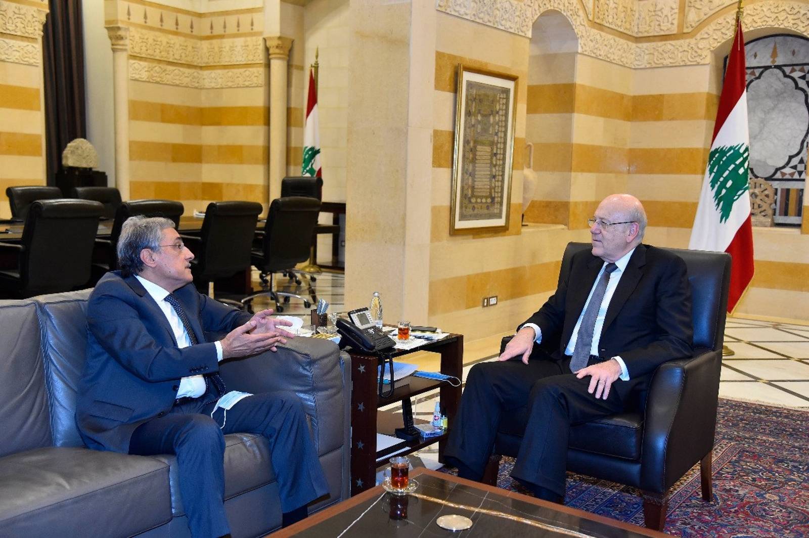 اتصالات ومداخلات على مستوى رفيع.. وخوري وضع ميقاتي في أجواء السلطة القضائية