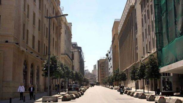 هل يتراجع "الدولار" مع فتح المصارف ابوابها غداً؟ ...هذا ما كشفه الخبراء