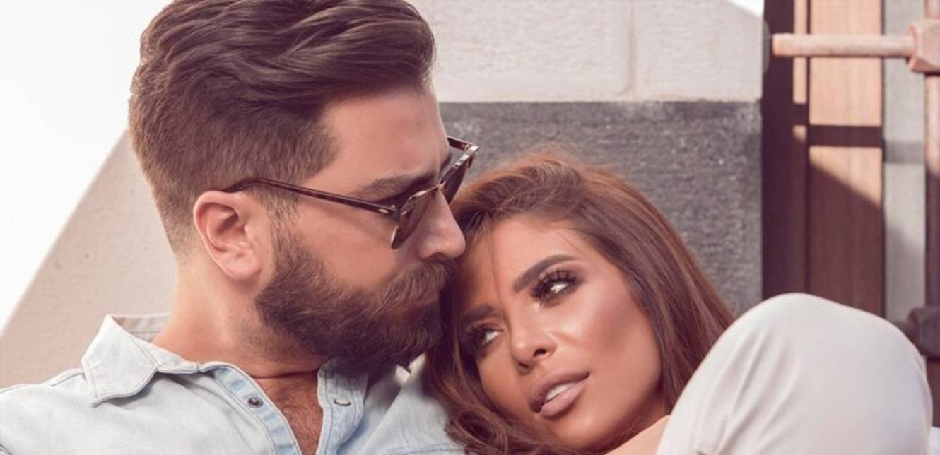 بعد حذف الصور التي تجمعهما: الطلاق وقع بين معتصم النهار وزوجته.. إليكم التفاصيل