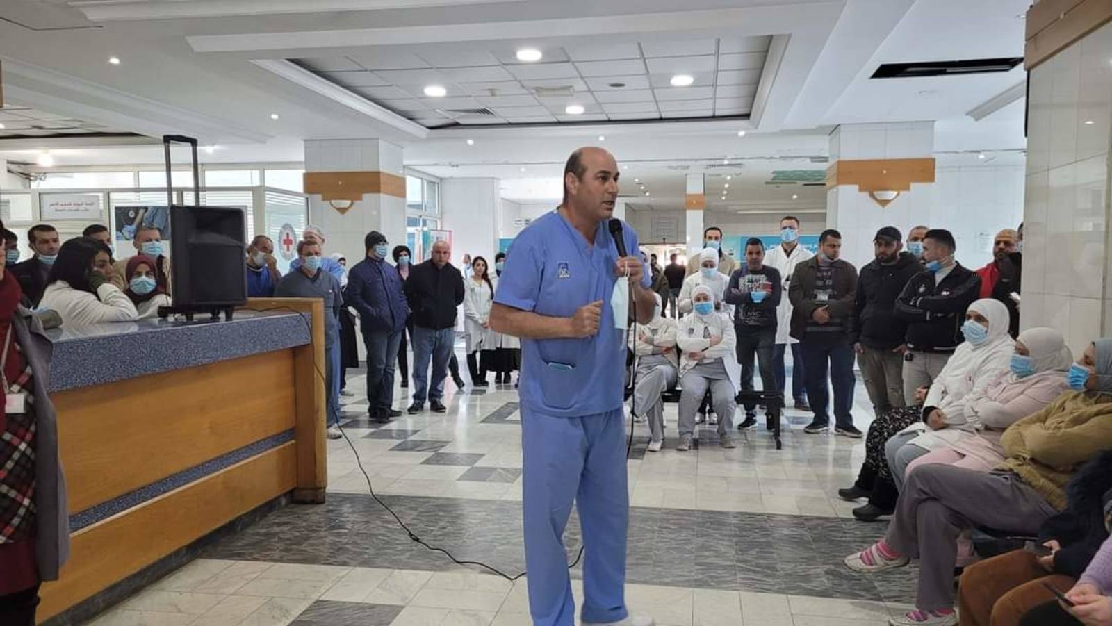 موظفو مستشفى بيروت الحكومي أعلنوا الإعتصام المفتوح وتوعدوا بخطوات تصعيدية تجاه إدارتهم