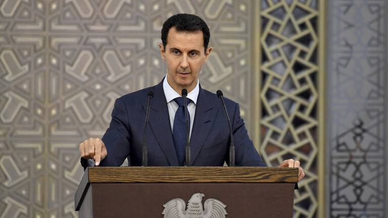 مقتل وإصابة ثلاثة من مُسلّحي "قسد" في هجوم شرق دير الزور
الأسد يُعدّل قانون الأسلحة في سوريا بهدف الردع العام والخاص