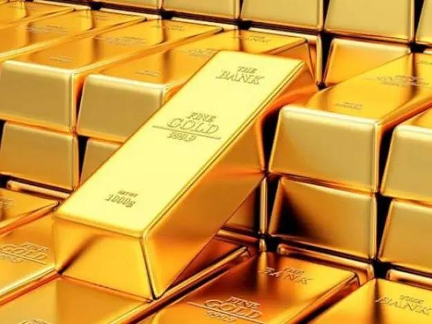 أسعار الذهب تسجل تراجعاً في تعاملات محدودة اليوم