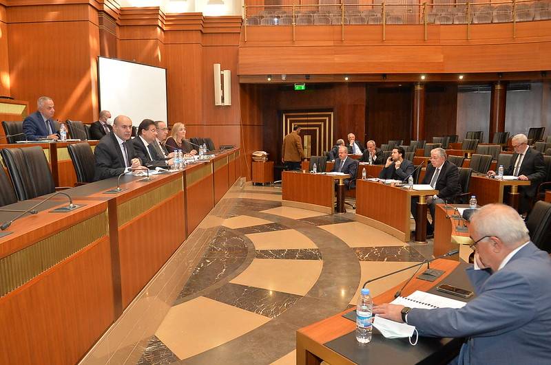 لجنة المال النيابية اقرت الاعفاءات والغرامات
الواردة في الفصل الضريبي لمشروع الموازنة
