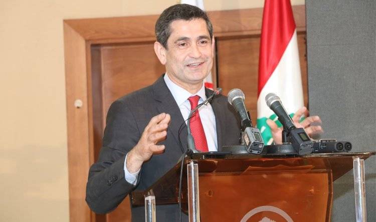 الوزير السابق ريشار كيومجيان: تأخرت كثيرا فخامة الرئيس