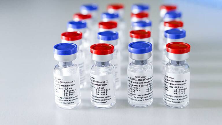 "The Lancet": لقاح "سبوتنيك V" أثبت فعاليته لحماية المصابين بمرض الإيدز ضد فيروس كورونا