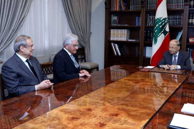 عون بحث مع صفير وحبيب
في الاوضاع المالية والمصرفية الراهنة