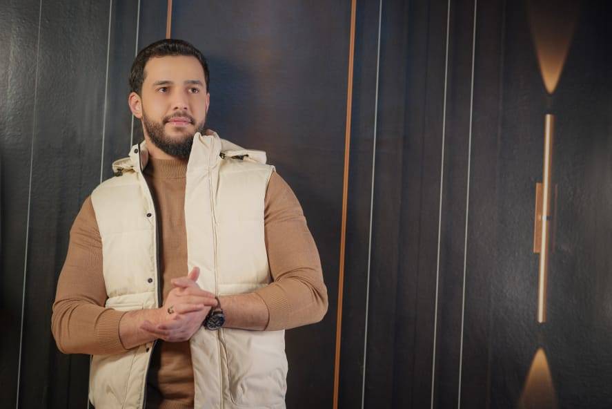 خالد الحلاق يحقق نجاح كبير في " البنت العربية" وما جديده ؟