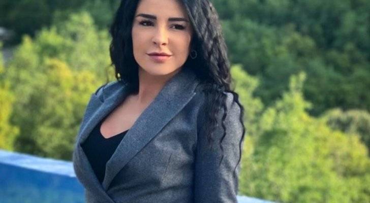 ماغي بو غصن بإطلالة من شخصية "سحر".. وتتوعد محمد الأحمد