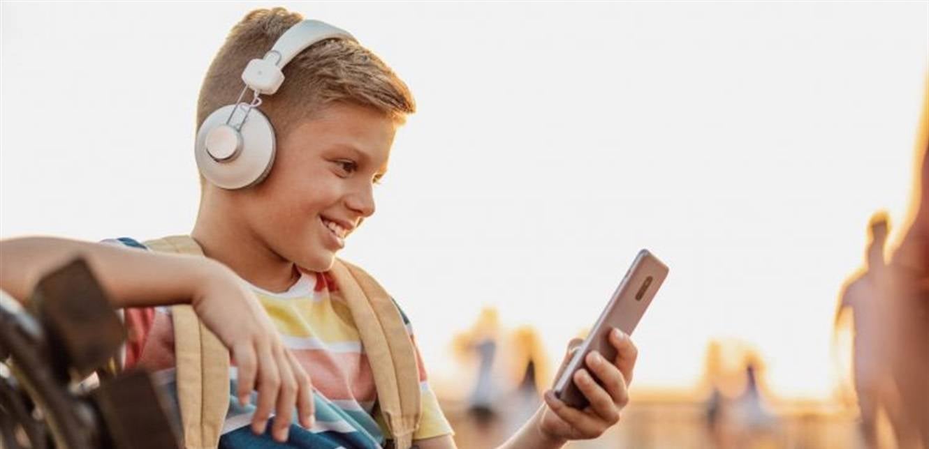 هكذا يتأثر الاطفال سلباً بالسوشيال ميديا