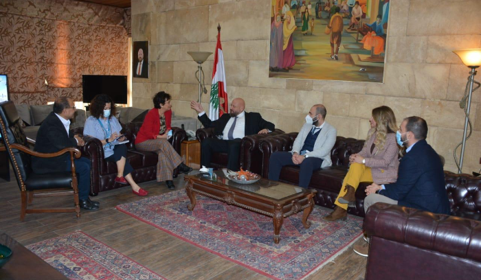 أطلعت نهرا على خطّة مُساعدة لبنان
رشدي: سنُقدّم للبنان كلّ أنواع الدعم
في مجالات البيئة والإقتصاد ومُحاربة الفساد